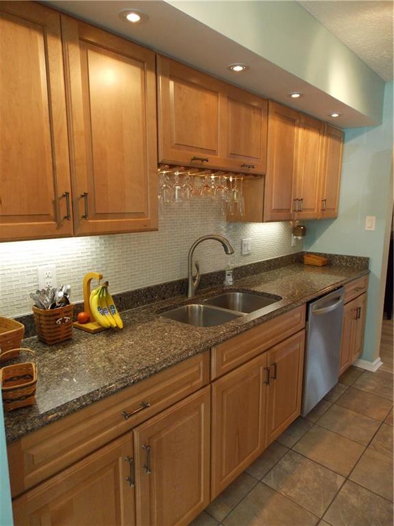 653 Cobblestone Road, Unit 27 Avon, IN 46123 - Photo 14 of 24 Gallery Image 14