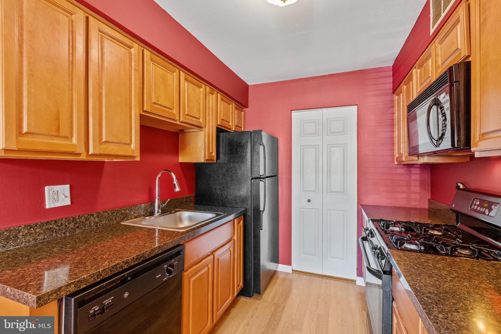 7015 Ridge Avenue, Unit 25 Philadelphia, PA 19128 - Photo 11 of 26