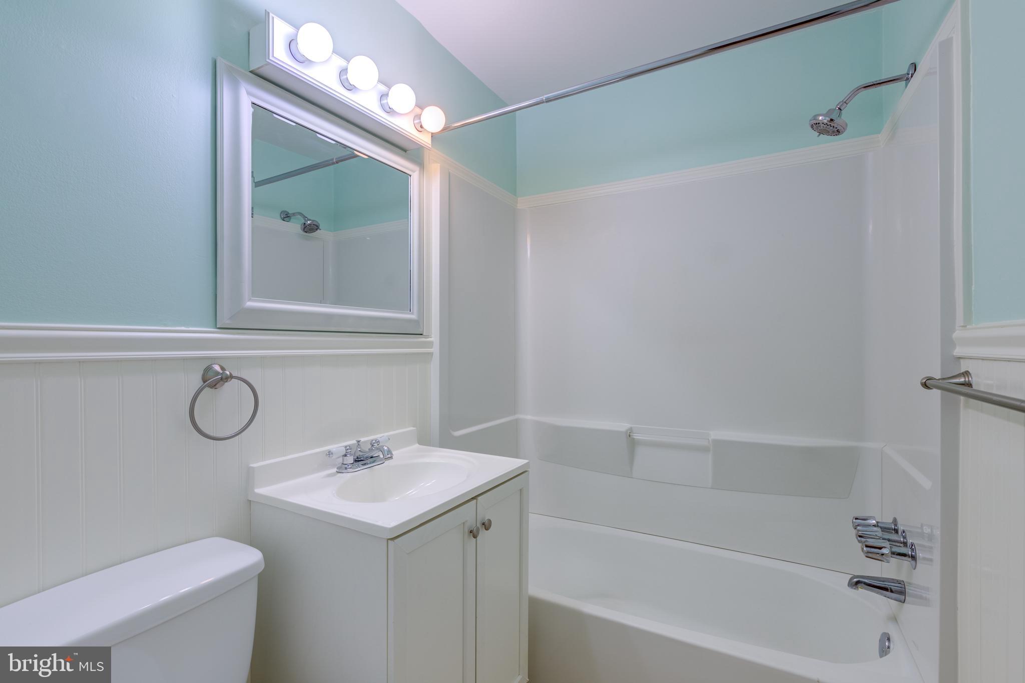 7015 Ridge Avenue, Unit 25 Philadelphia, PA 19128 - Photo 23 of 26