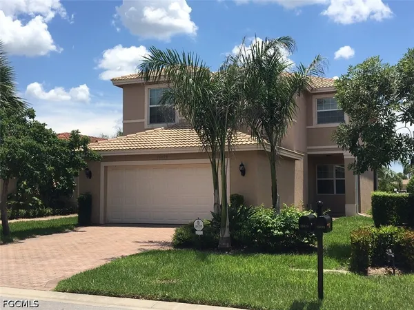 $2,995 | 10474 Spruce Pine Court, Fort Myers, FL 33913