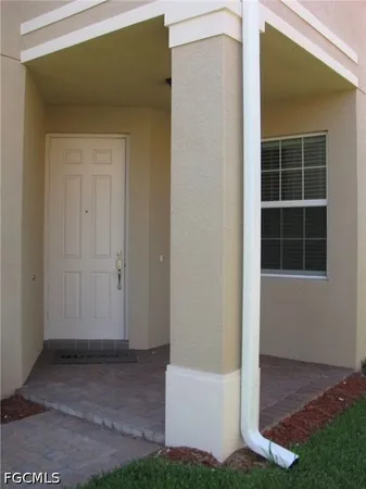 $2,995 | 10474 Spruce Pine Court, Fort Myers, FL 33913