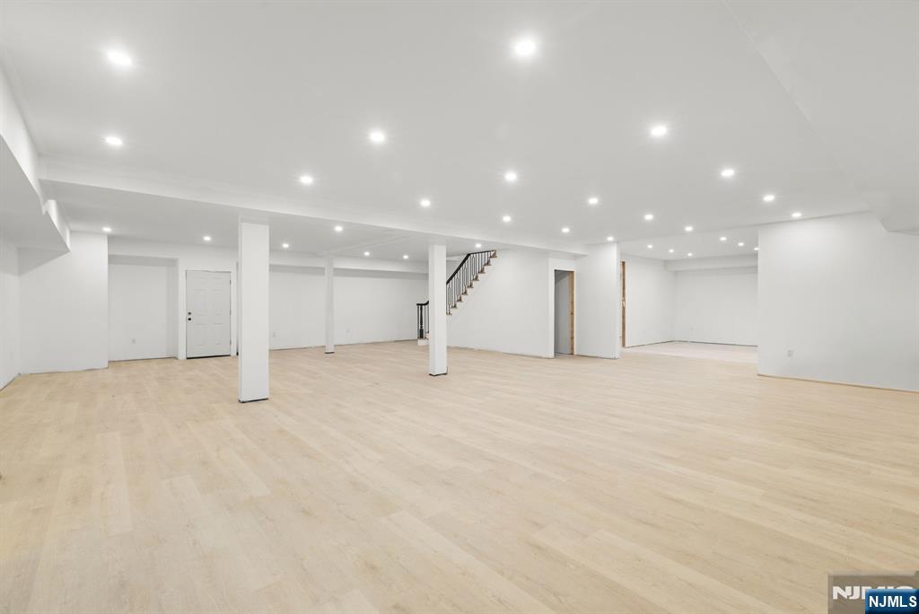 16 Old Farms Road Saddle River, NJ 07458 - Photo 28 of 31