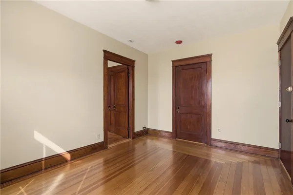 $1,600 | 984 York Avenue, Unit 2L, Pawtucket, RI 02861