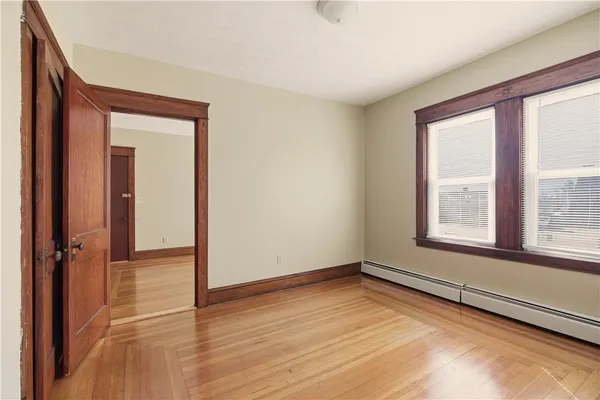 $1,600 | 984 York Avenue, Unit 2L, Pawtucket, RI 02861