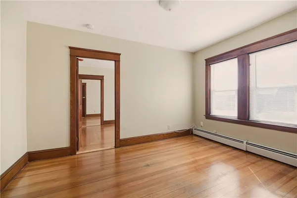 $1,600 | 984 York Avenue, Unit 2L, Pawtucket, RI 02861