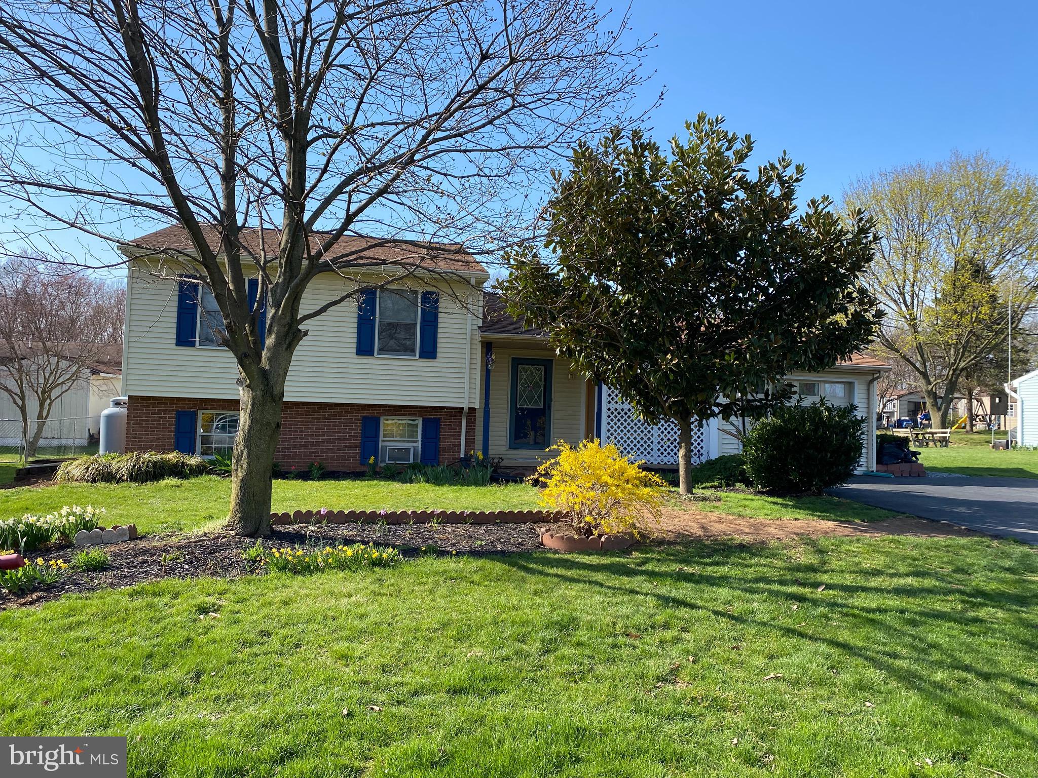 431 West Ridge Road Elizabethtown, PA 17022 - Photo 1 of 29