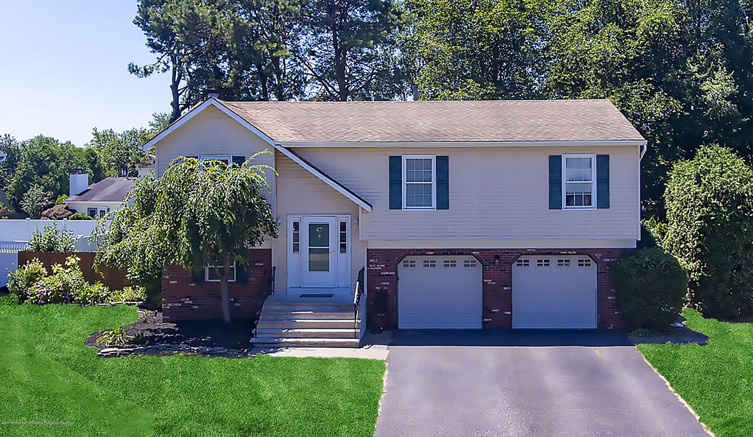 47 Starlight Road Howell, NJ 07731 - Photo 1 of 19 47 starlight