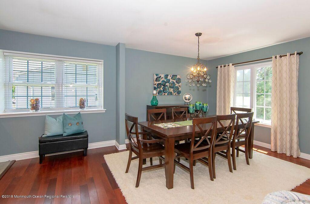 47 Starlight Road Howell, NJ 07731 - Photo 3 of 19 Dining Area