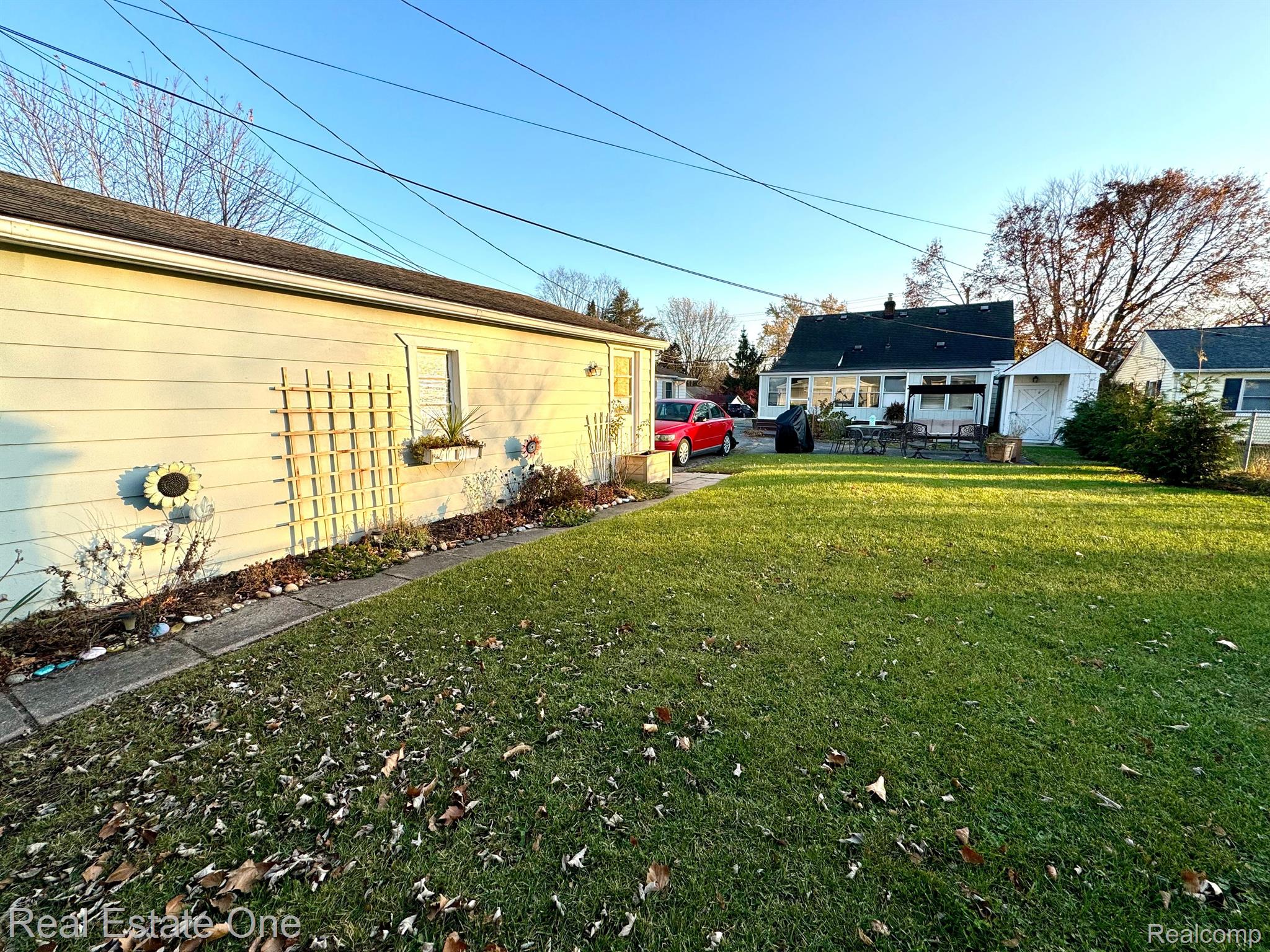 928 West 3rd Street Rochester, MI 48307 - Photo 2 of 17 Gallery Image 2
