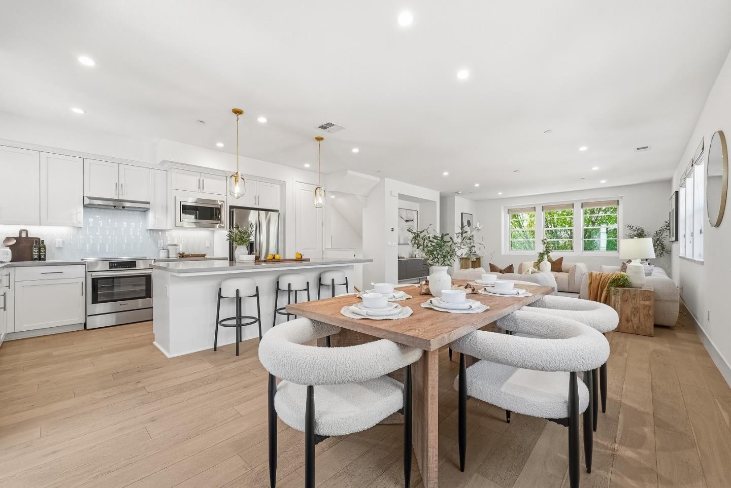 1208 San Ramon Avenue Mountain View, CA 94043 - Photo 15 of 52