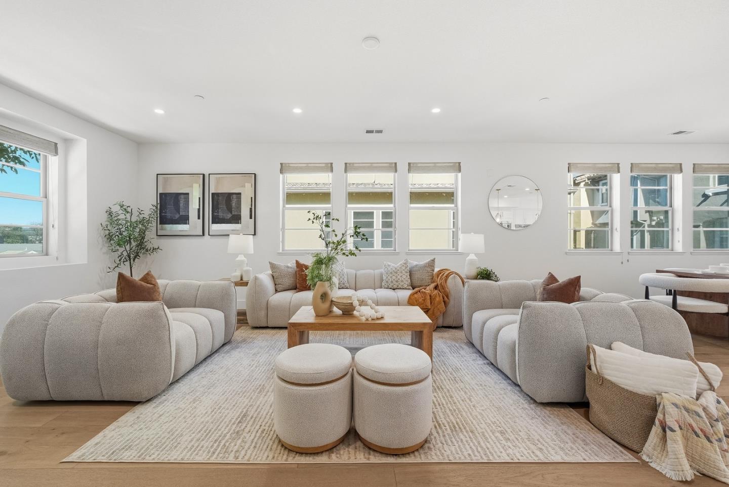 1208 San Ramon Avenue Mountain View, CA 94043 - Photo 3 of 52