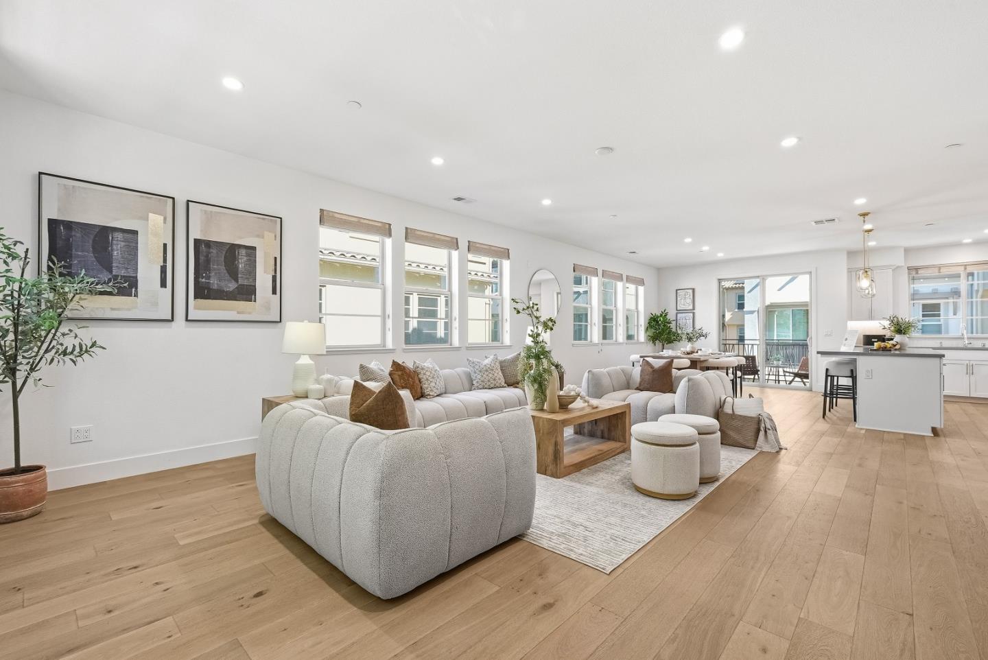 1208 San Ramon Avenue Mountain View, CA 94043 - Photo 5 of 52