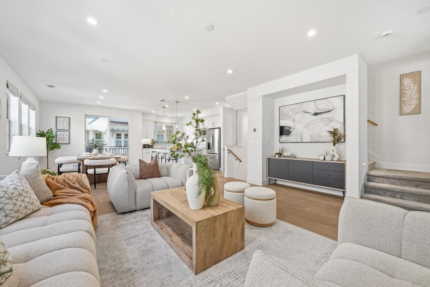 1208 San Ramon Avenue Mountain View, CA 94043 - Photo 7 of 52