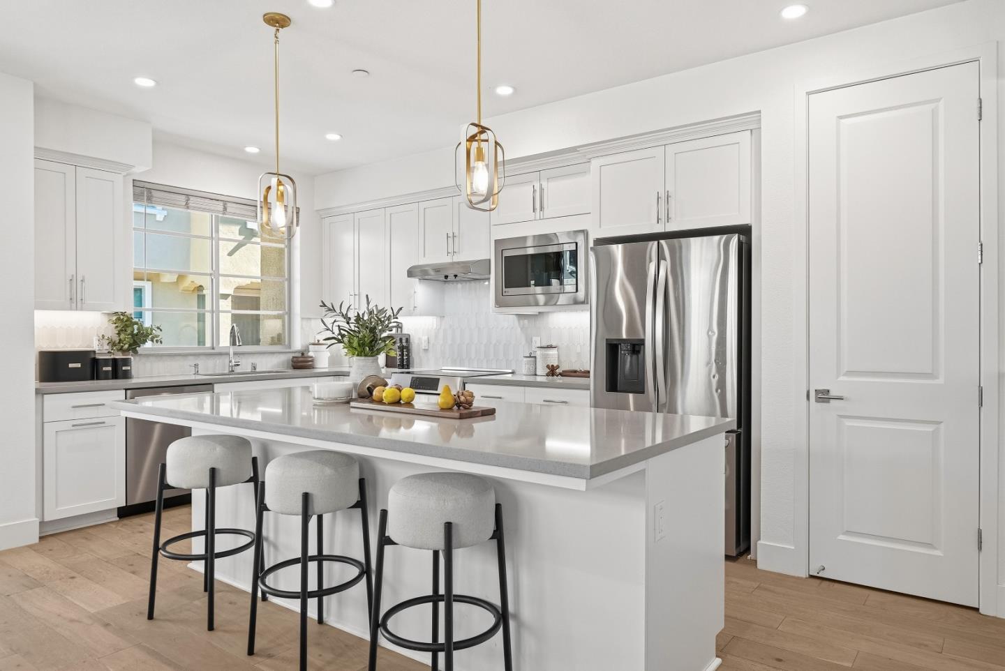 1208 San Ramon Avenue Mountain View, CA 94043 - Photo 8 of 52