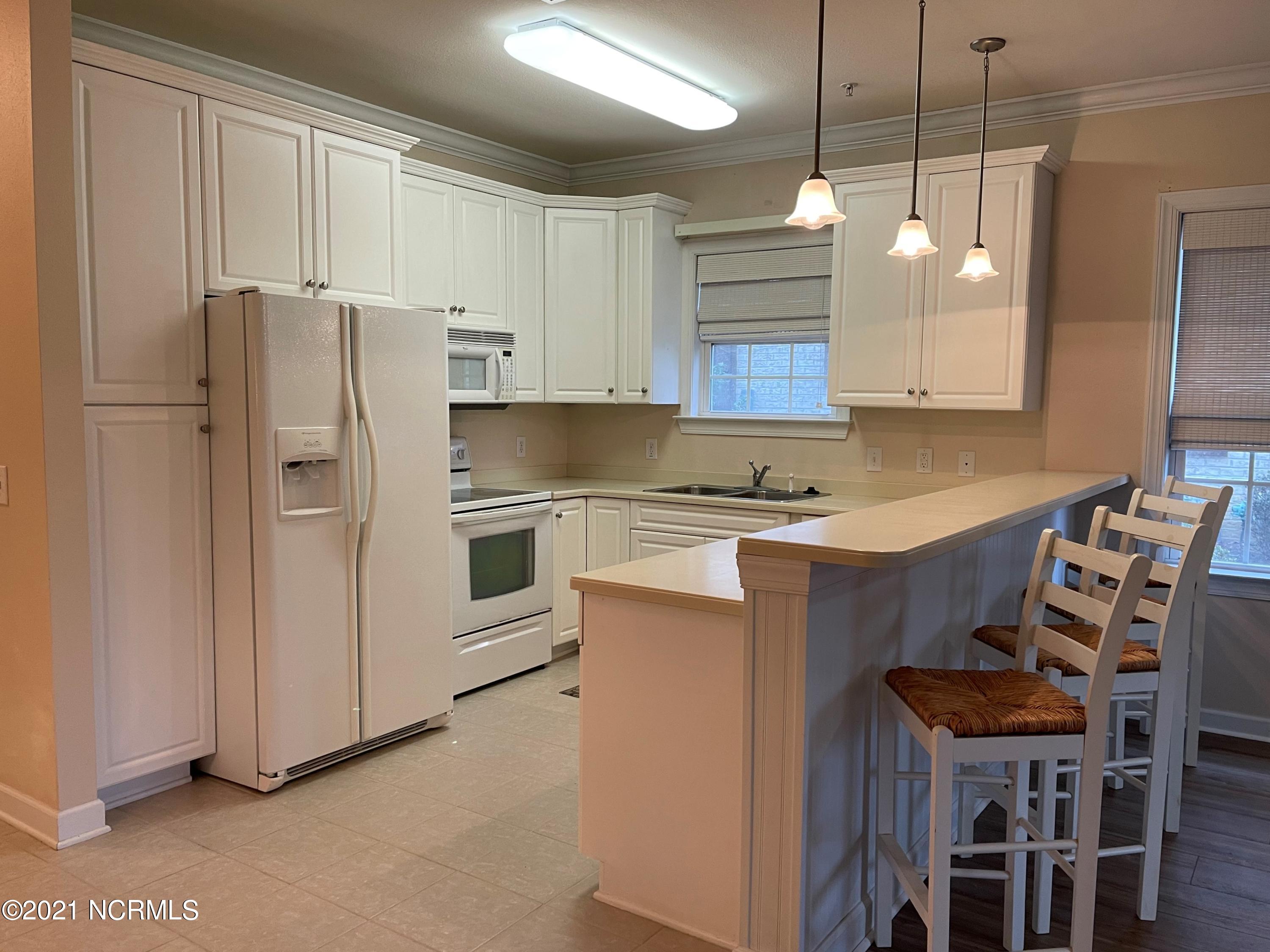176 Clubhouse Road Sunset Beach, NC 28468 - Photo 3 of 35 Kitchen