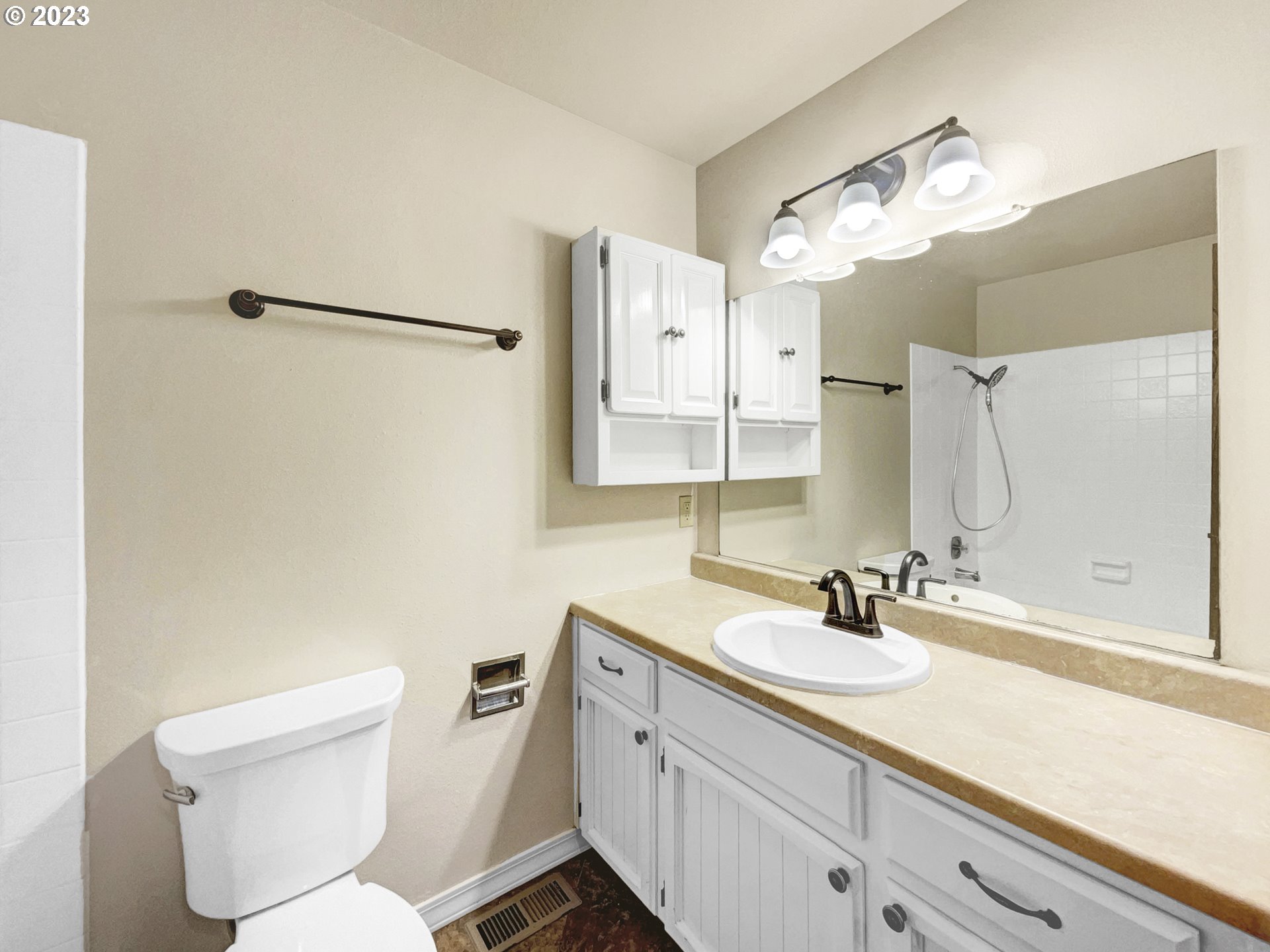 3228 Watercrest Road Forest Grove, OR 97116 - Photo 8 of 20 Gallery Image 8