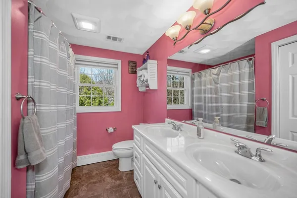 $849,900 | 1 Rosemary Lane, Chelmsford, MA 01824