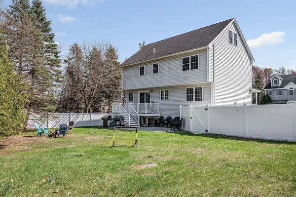 $849,900 | 1 Rosemary Lane, Chelmsford, MA 01824