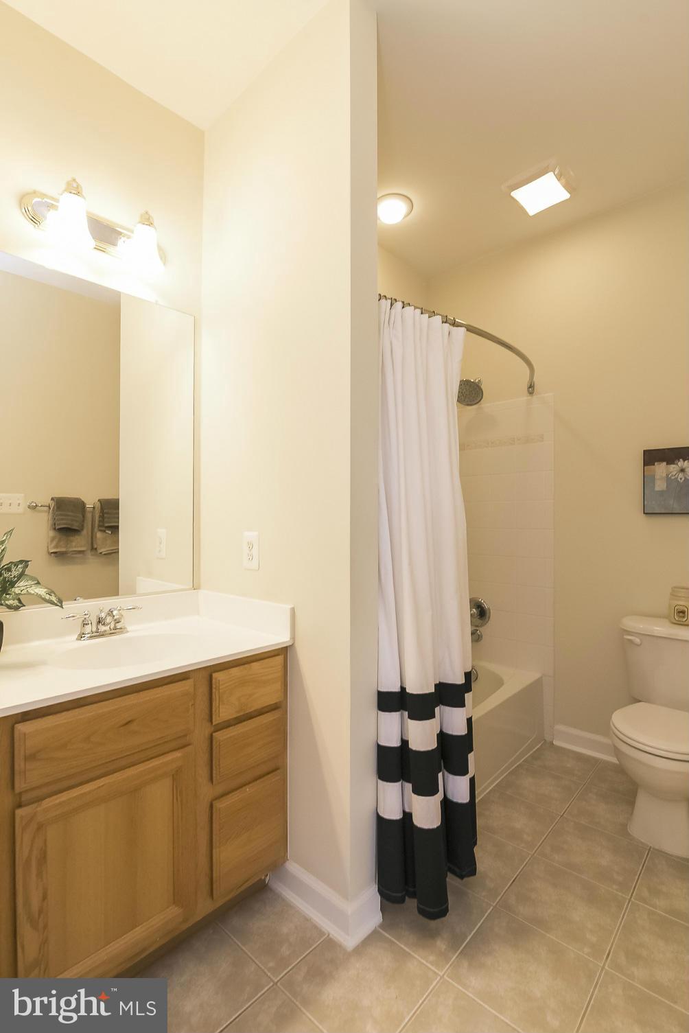 3906 Addison Woods Road Frederick, MD 21704 - Photo 14 of 30 Bath (Master)