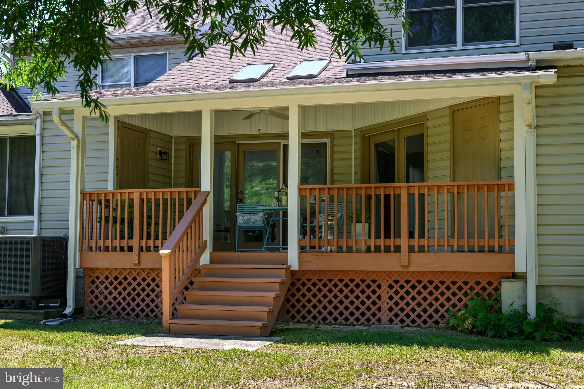7013 Bridgepointe Drive Chester, MD 21619 - Photo 8 of 48 Exterior rear