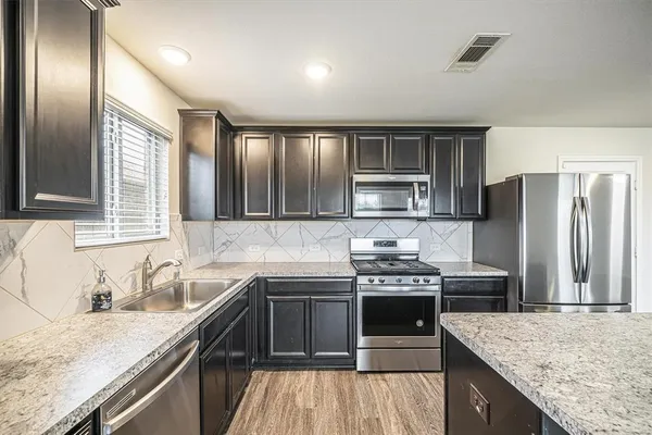 $2,175 | 5007 Royal Amber Lane, Katy, TX 77493