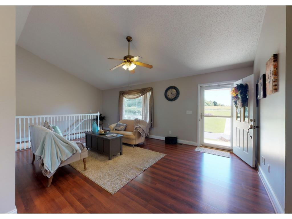 245 Walnut Grove Road Greeneville, TN 37743 - Photo 3 of 32 Photo 3