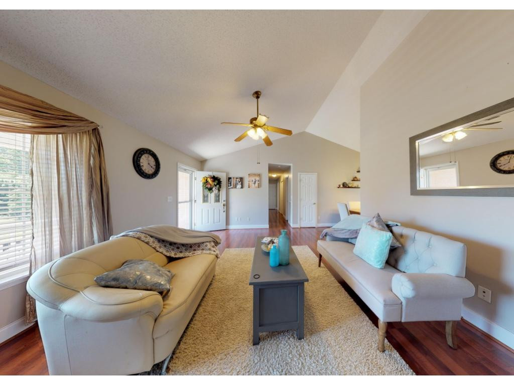 245 Walnut Grove Road Greeneville, TN 37743 - Photo 4 of 32 Photo 4