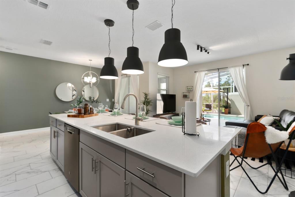 278 Ocean Course Avenue Davenport, FL 33896 - Photo 18 of 40