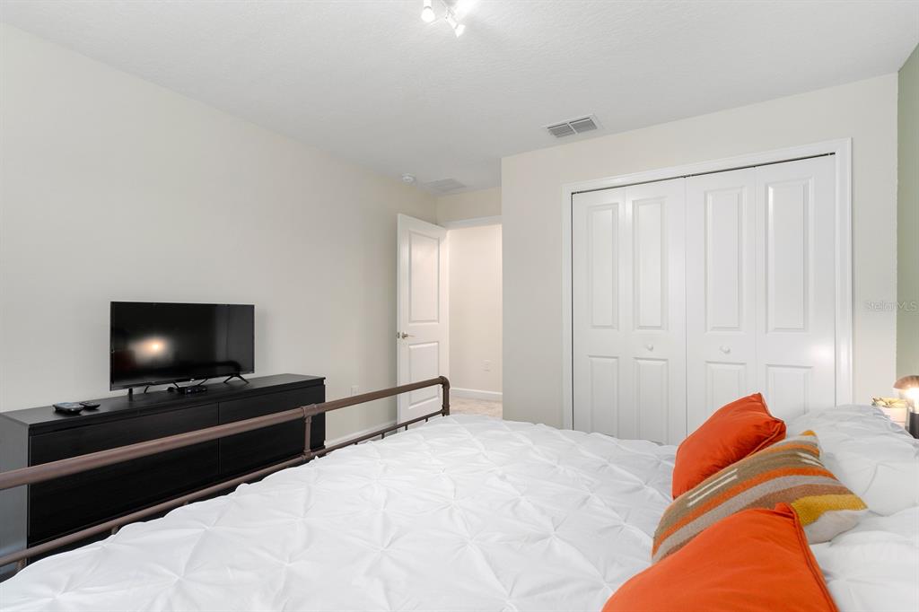 278 Ocean Course Avenue Davenport, FL 33896 - Photo 33 of 40