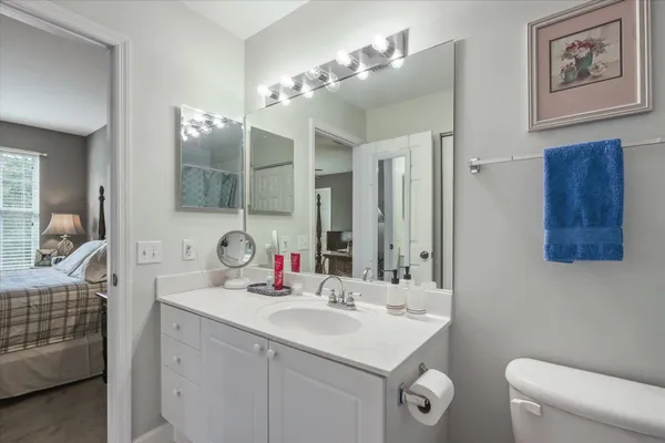 $279,900 | 4275 Four Oaks Boulevard, Tallahassee, FL 32311