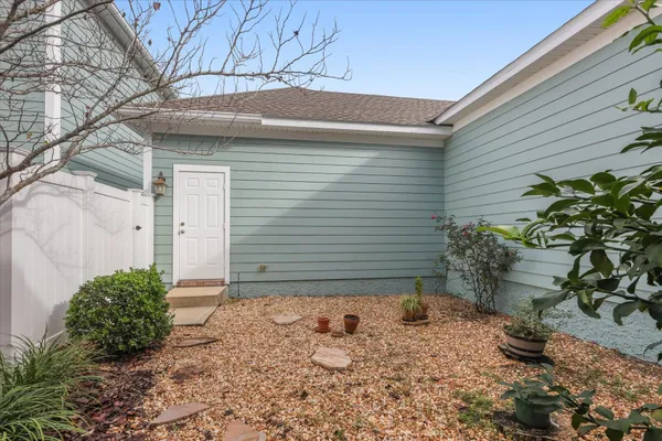 $279,900 | 4275 Four Oaks Boulevard, Tallahassee, FL 32311