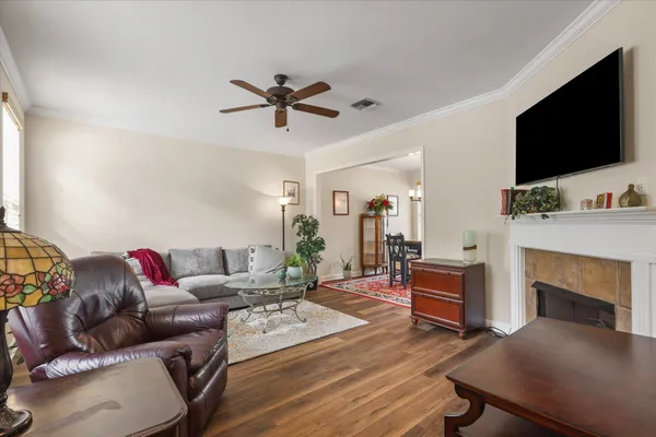 $279,900 | 4275 Four Oaks Boulevard, Tallahassee, FL 32311