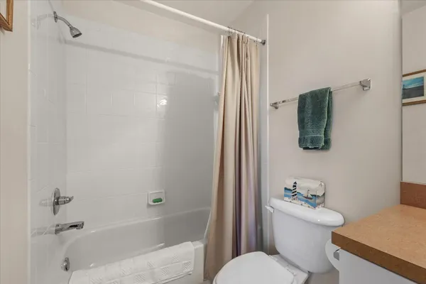 $279,900 | 4275 Four Oaks Boulevard, Tallahassee, FL 32311