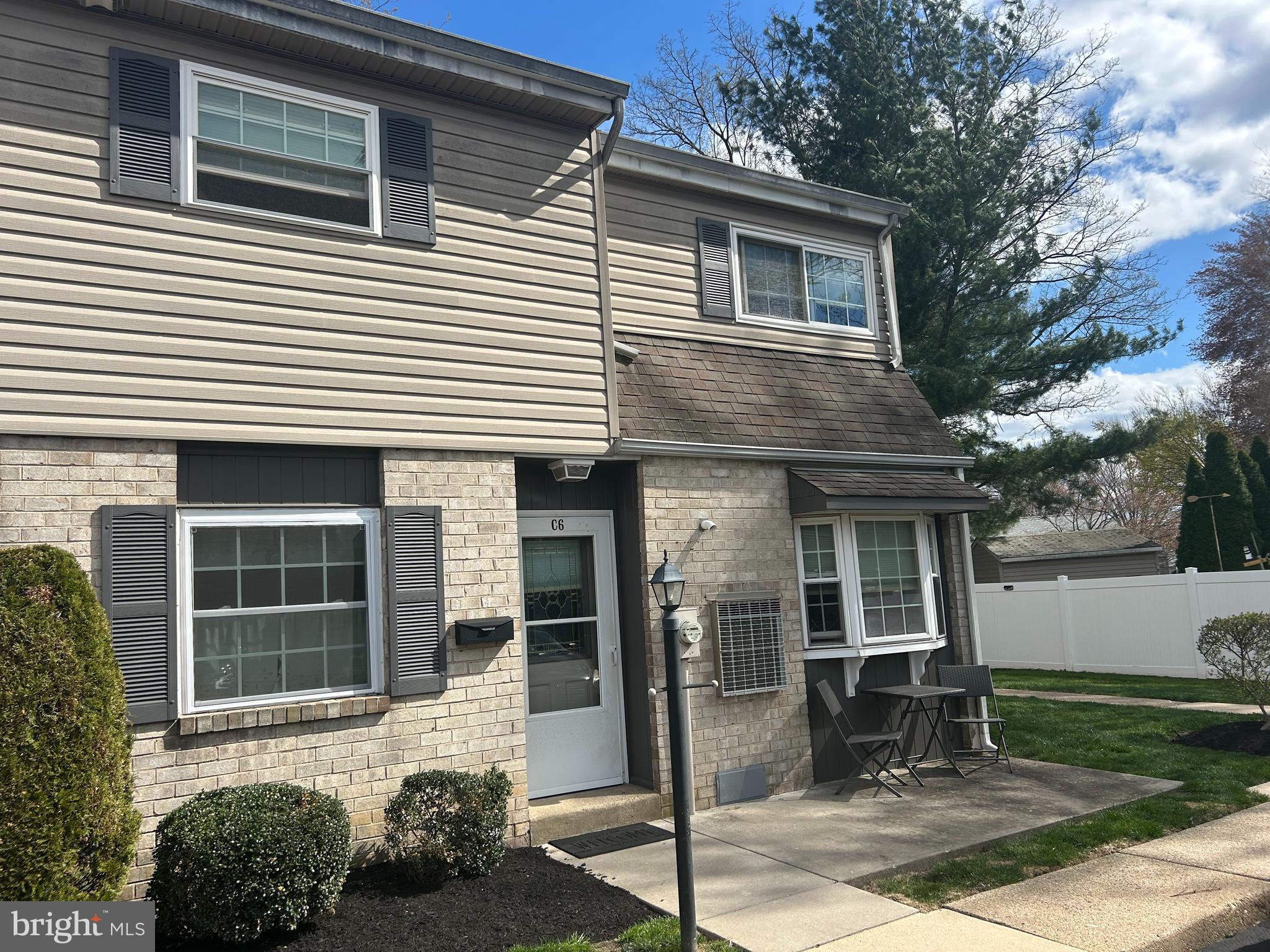 325 South Warminster Road, Unit C6 Hatboro, PA 19040 - Photo 4 of 16 Gallery Image 4