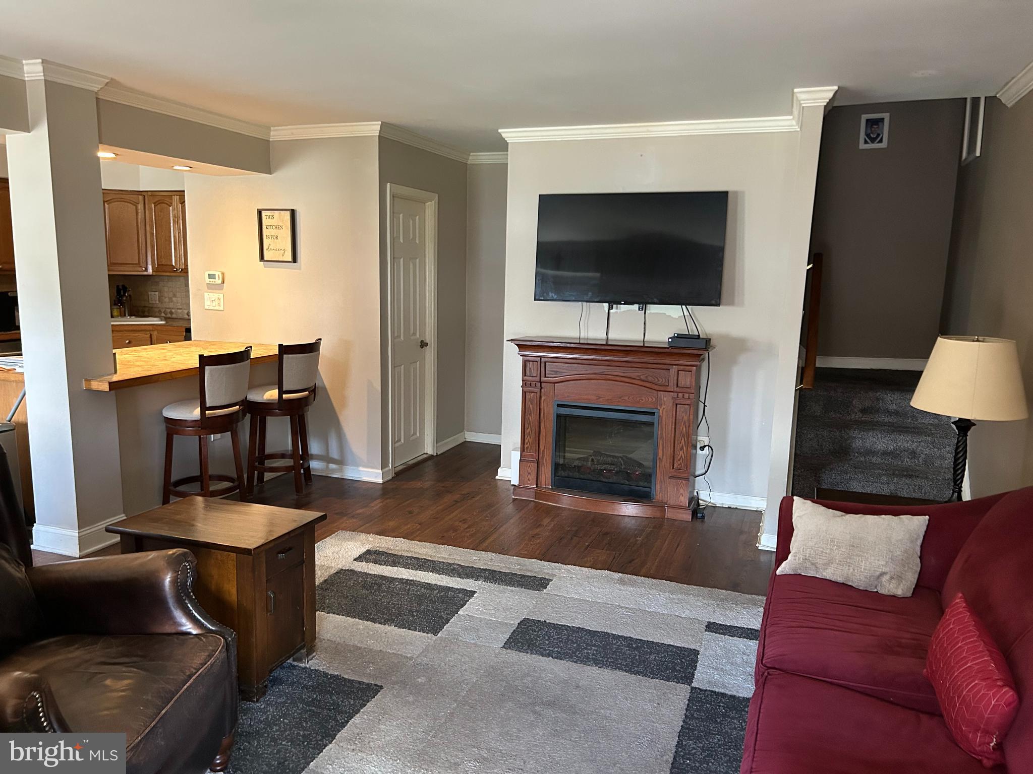 325 South Warminster Road, Unit C6 Hatboro, PA 19040 - Photo 7 of 16 Gallery Image 7