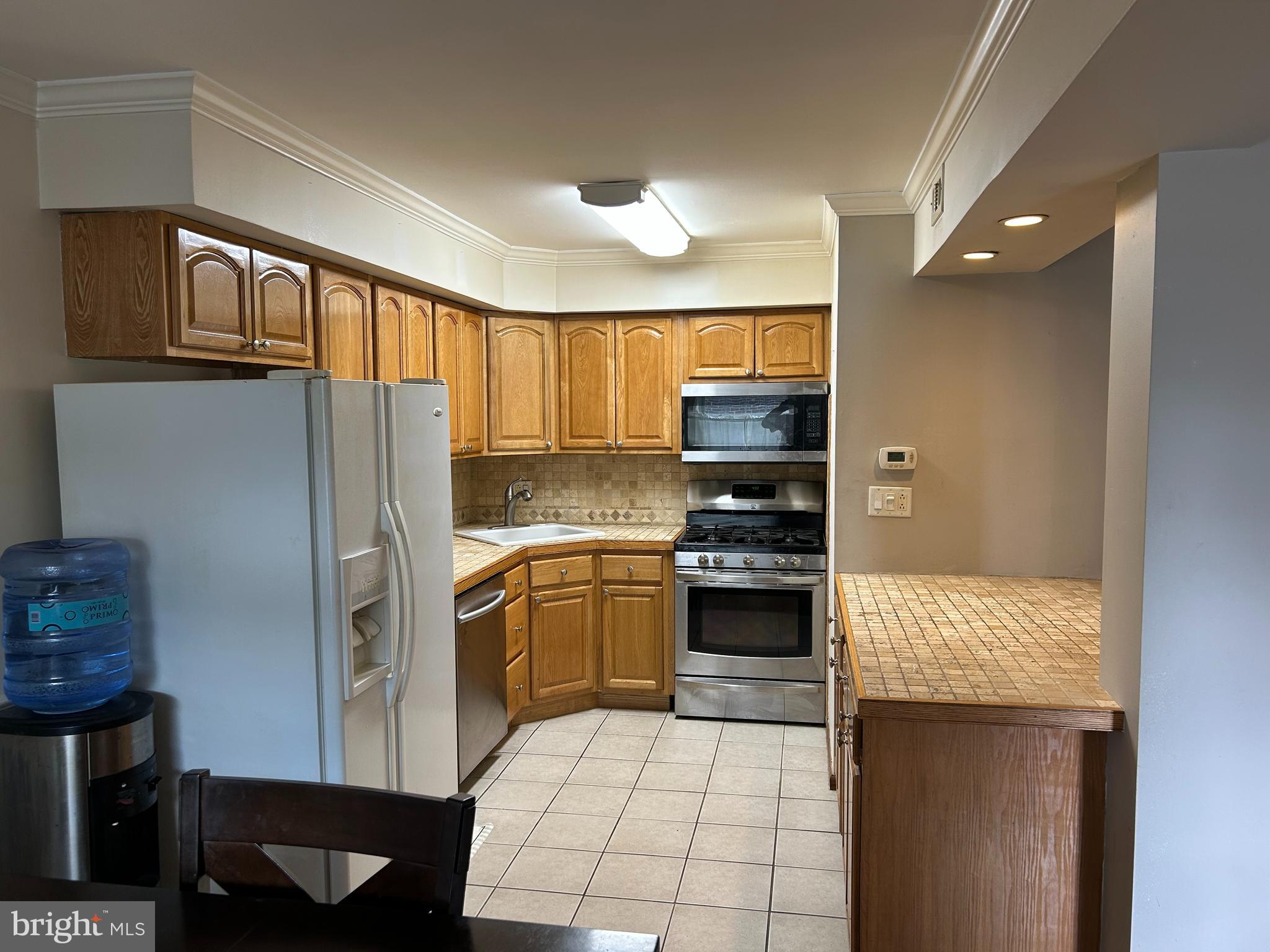 325 South Warminster Road, Unit C6 Hatboro, PA 19040 - Photo 10 of 16 Gallery Image 10