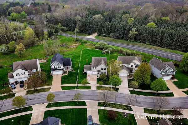 $499,000 | 659 Highlander Drive Northeast, Rockford, MI 49341
