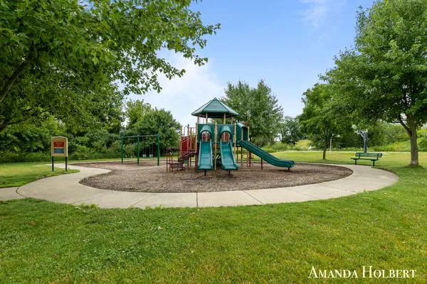 $499,000 | 659 Highlander Drive Northeast, Rockford, MI 49341