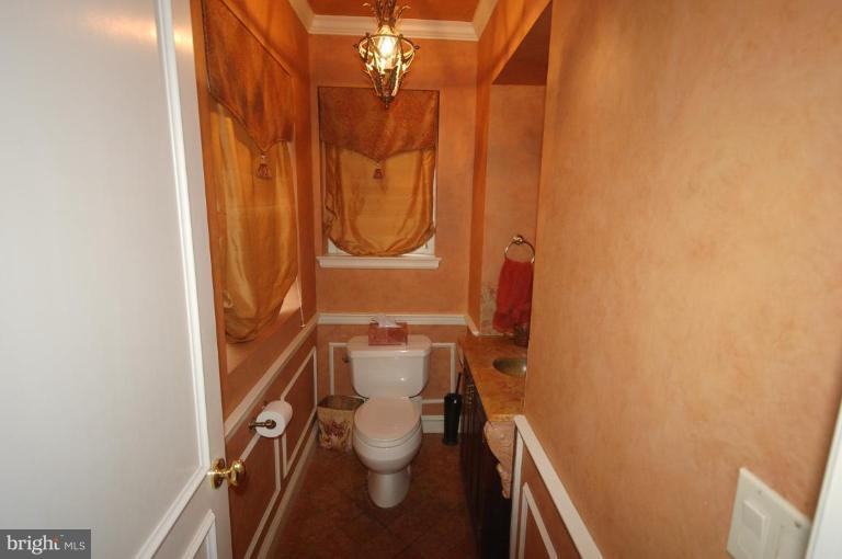 3226 Fallstaff Road Baltimore, MD 21209 - Photo 17 of 20 Half Bath 1