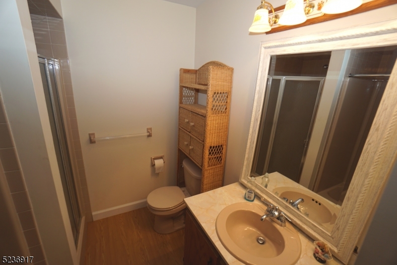 675 Raritan Road, Unit 13 Clark, NJ 07066 - Photo 18 of 31 Gallery Image 18