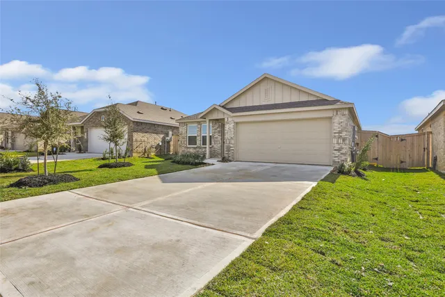 $1,800 | 724 Zuppino Lane, Huffman, TX 77336