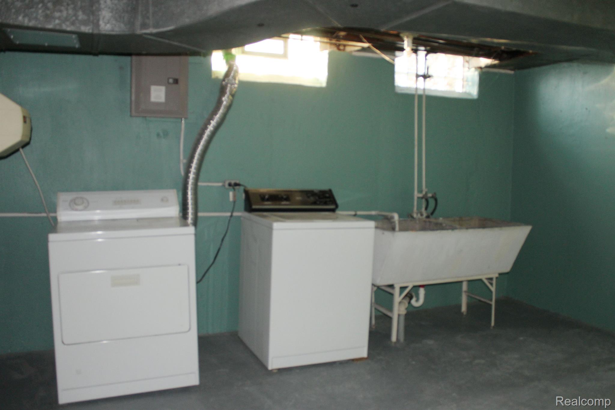 951 North Adams Road Birmingham, MI 48009 - Photo 22 of 23 Gallery Image 22