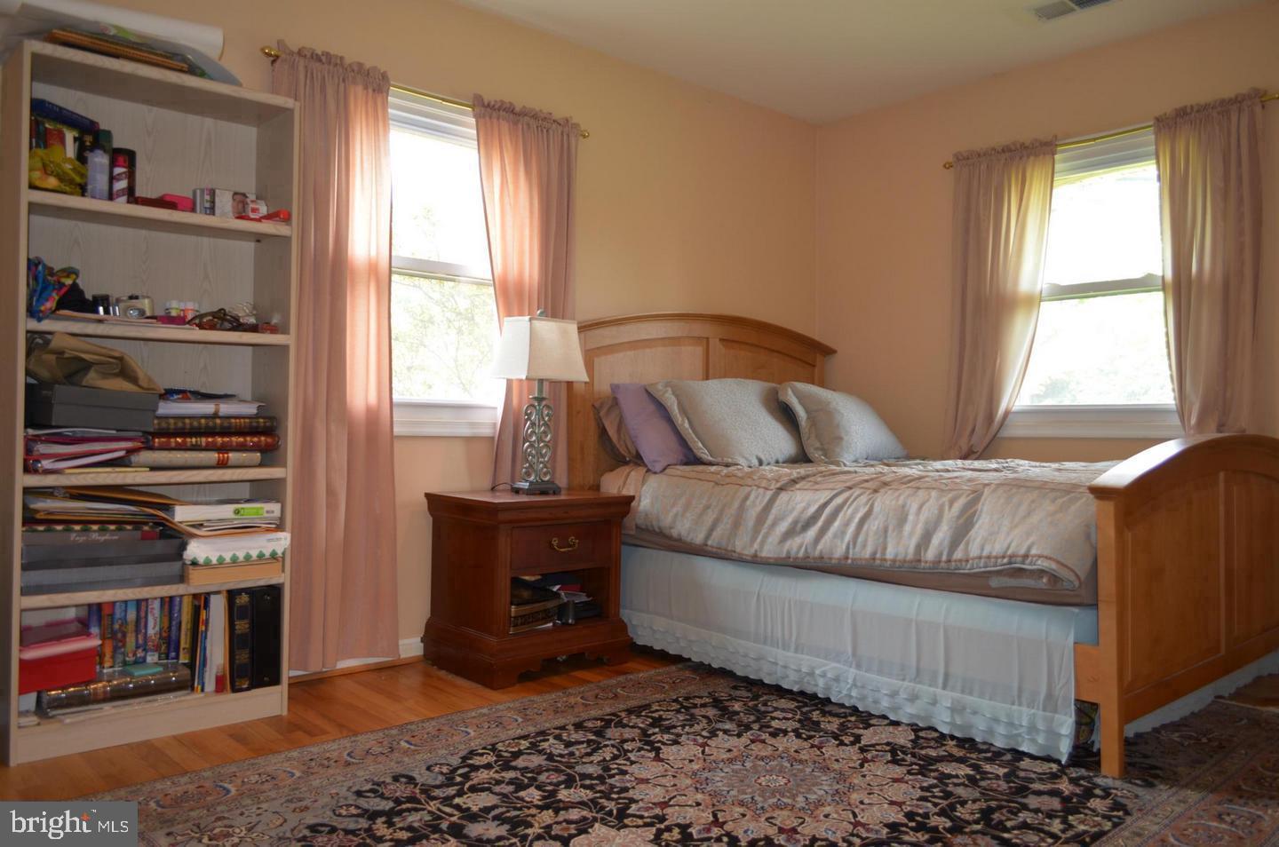 1048 Utterback Store Road Great Falls, VA 22066 - Photo 19 of 35 Gallery Image 19