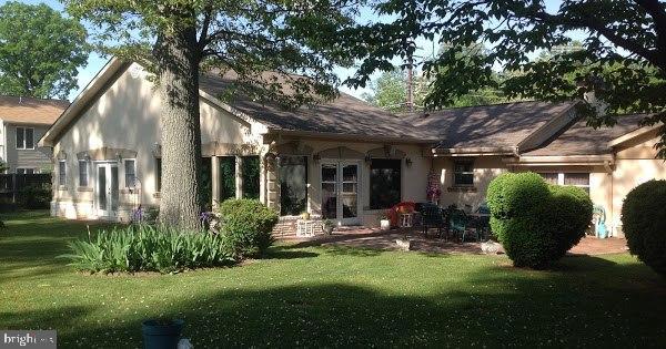 1048 Utterback Store Road Great Falls, VA 22066 - Photo 26 of 35 Gallery Image 26