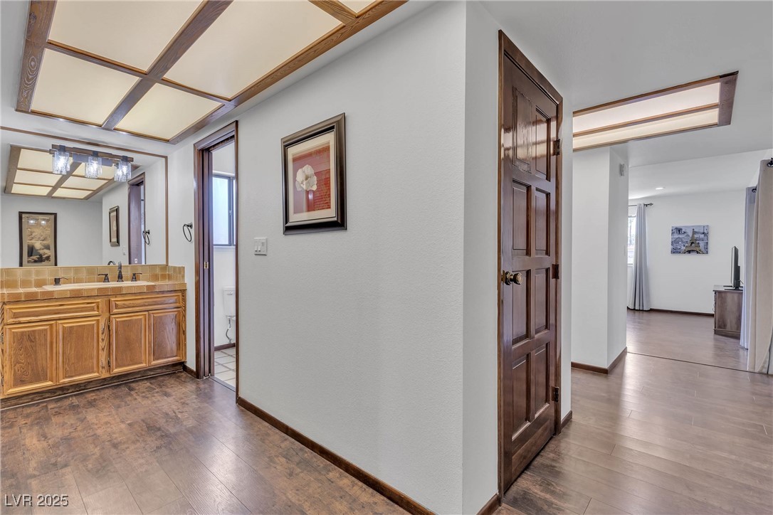 1780 Westwind Road Las Vegas, NV 89146 - Photo 48 of 61 Primary Bath offers separate sink and closets