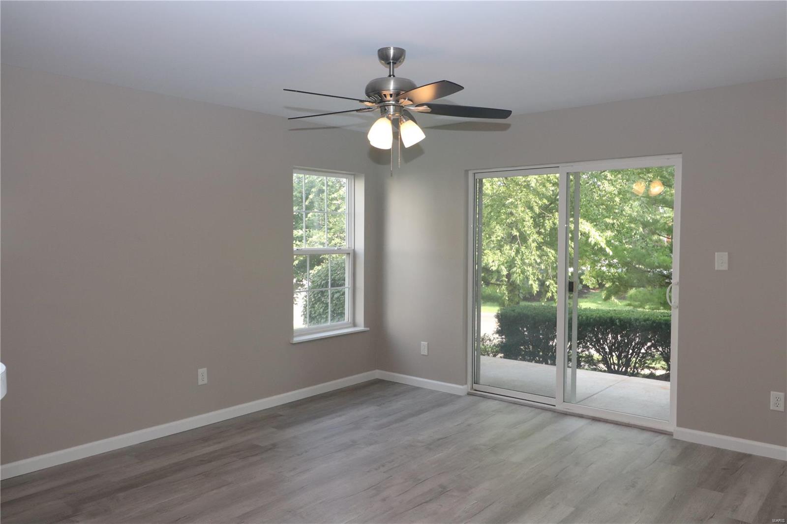 9719 Crayford Road, Unit B St. Louis, MO 63123 - Photo 5 of 14 Gallery Image 5