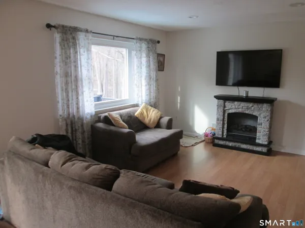 $509,000 | 107 Country Club Road, Cheshire, CT 06410