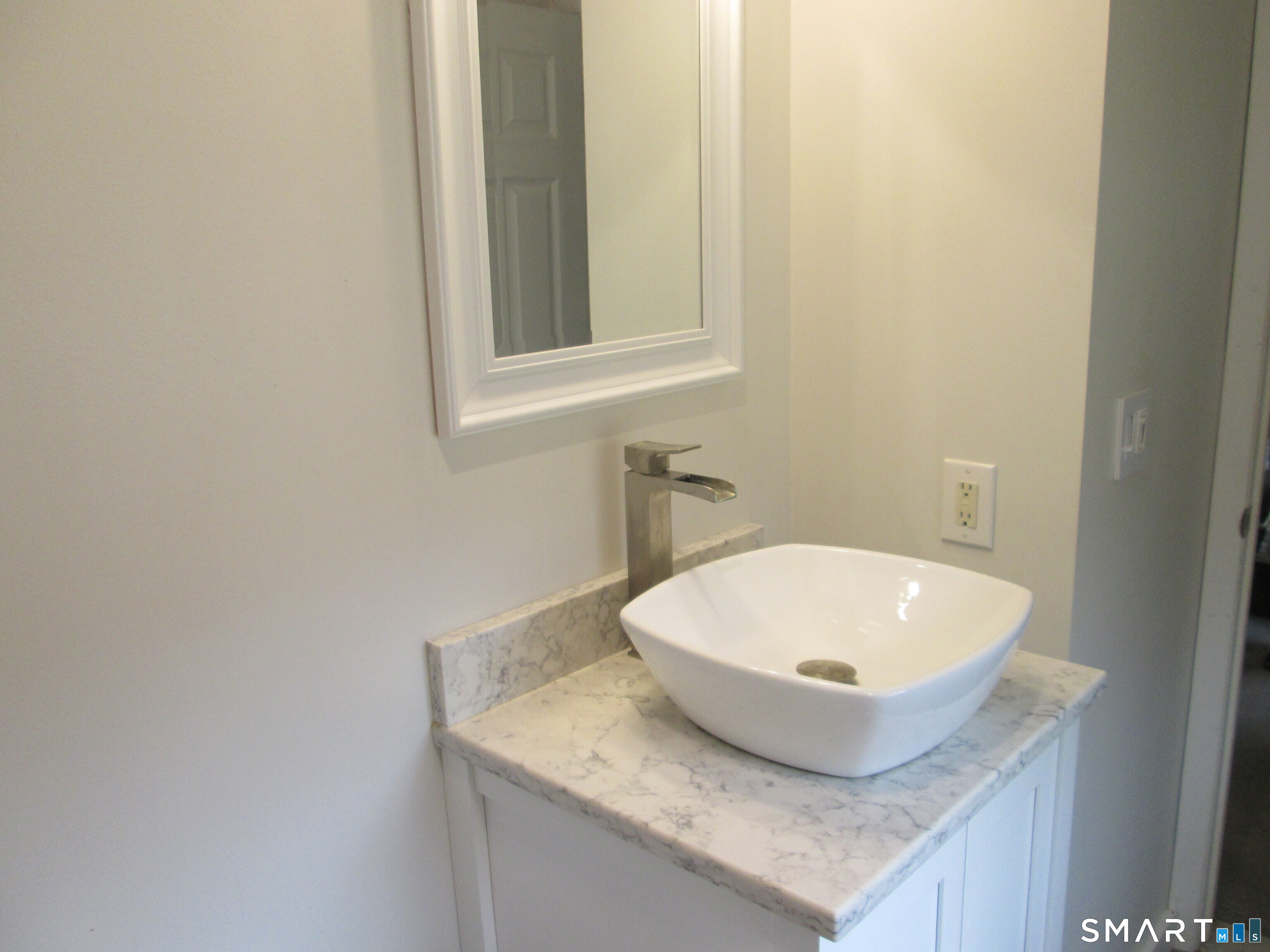 107 Country Club Road Cheshire, CT 06410 - Photo 20 of 40