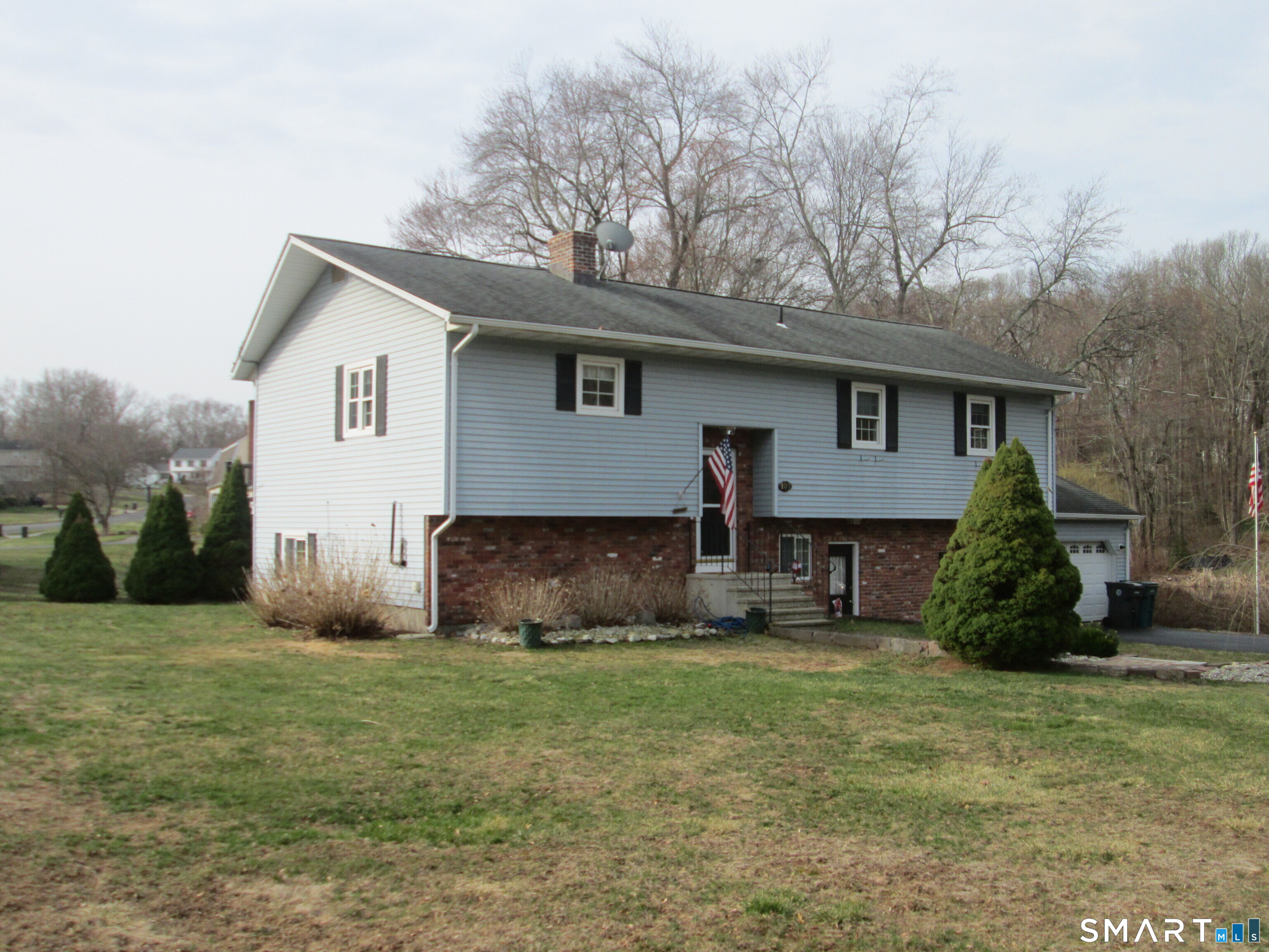 107 Country Club Road Cheshire, CT 06410 - Photo 3 of 40