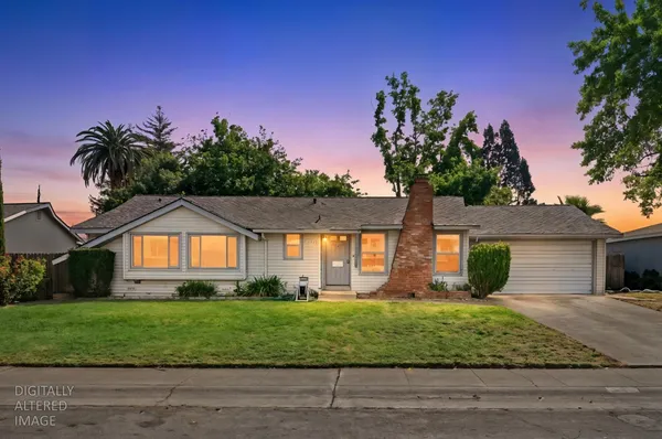 $595,000 | 4504 Marble Way, Carmichael, CA 95608